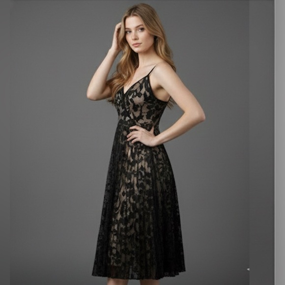 Floral Embroidery Pleated Hem Lace Cami Dress Black - Picture 3 of 11